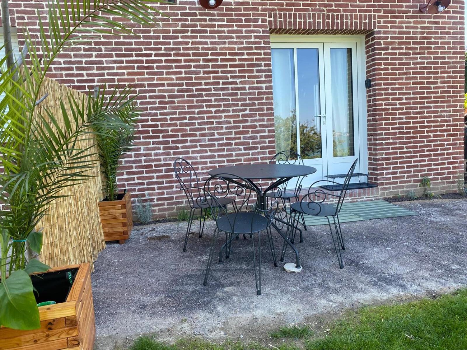 Gites De La Baie D'Honfleur Cricqueboeuf Bagian luar foto